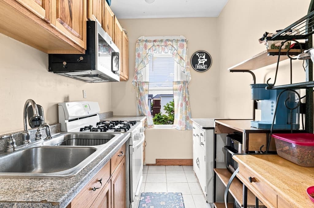 33 George St, New Bedford MA 02744 photo 26