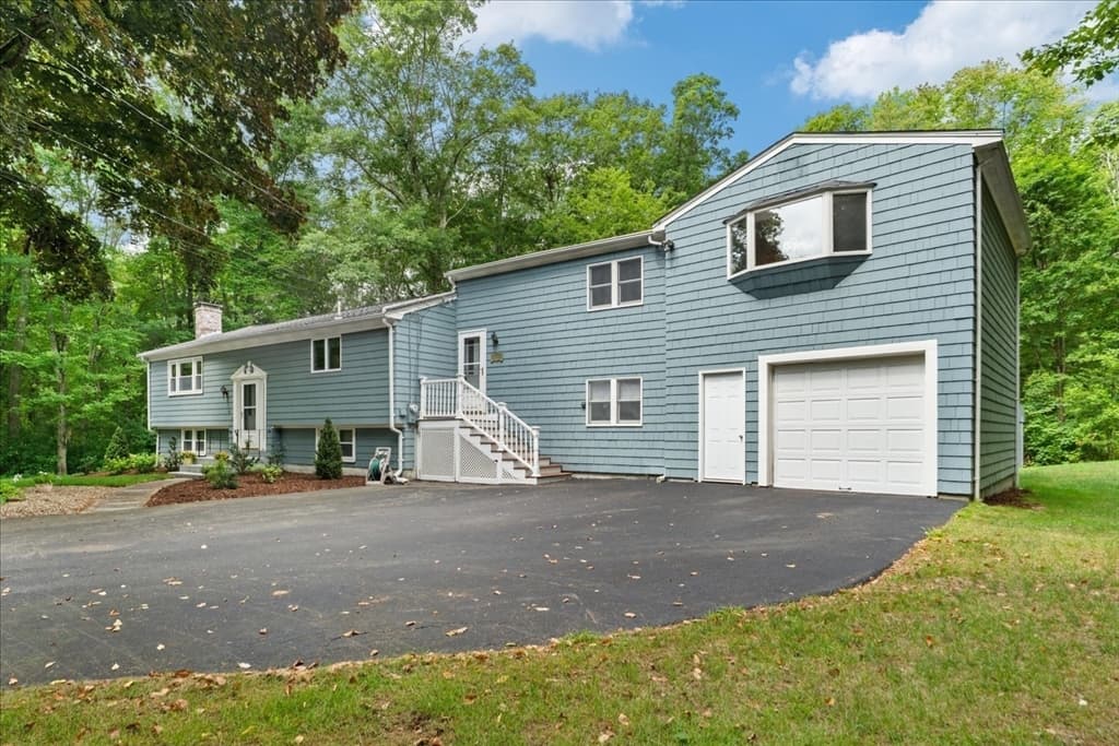 16 Park Lane, Norton MA 02766 photo 5