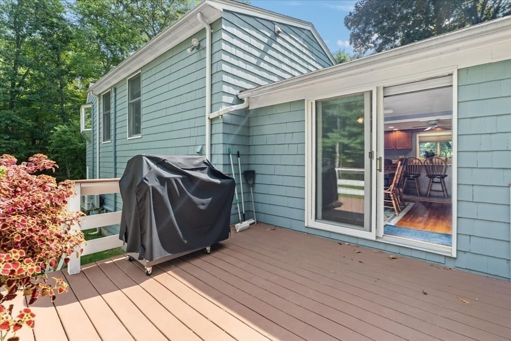 16 Park Lane, Norton MA 02766 photo 37