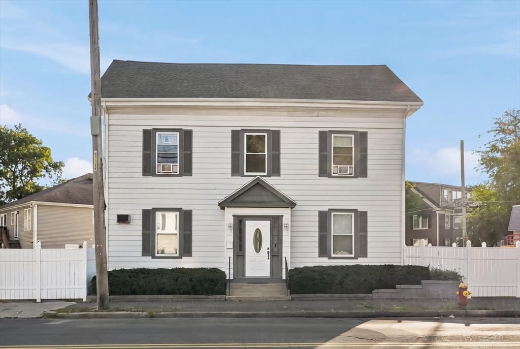 114 Central St, Peabody MA 01960