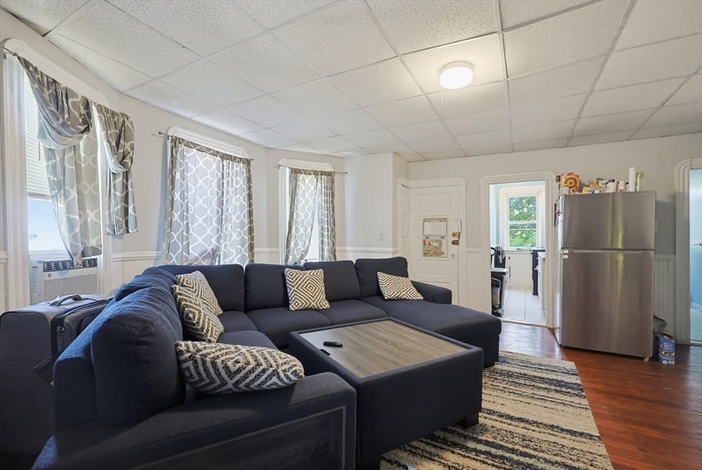 118 Irvington St, New Bedford MA 02745 photo 6