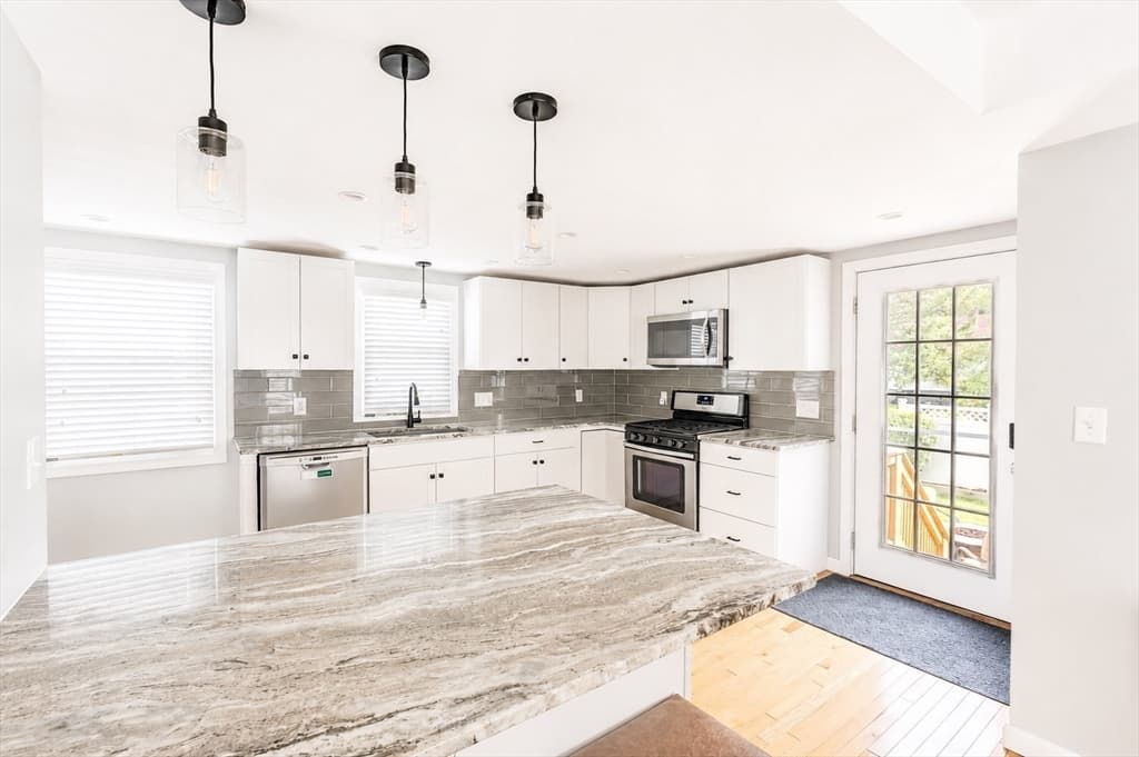 51 Woodrow Ave, Medford MA 02155 photo 13