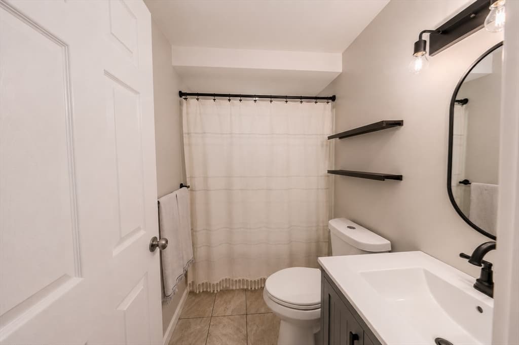 51 Woodrow Ave, Medford MA 02155 photo 25