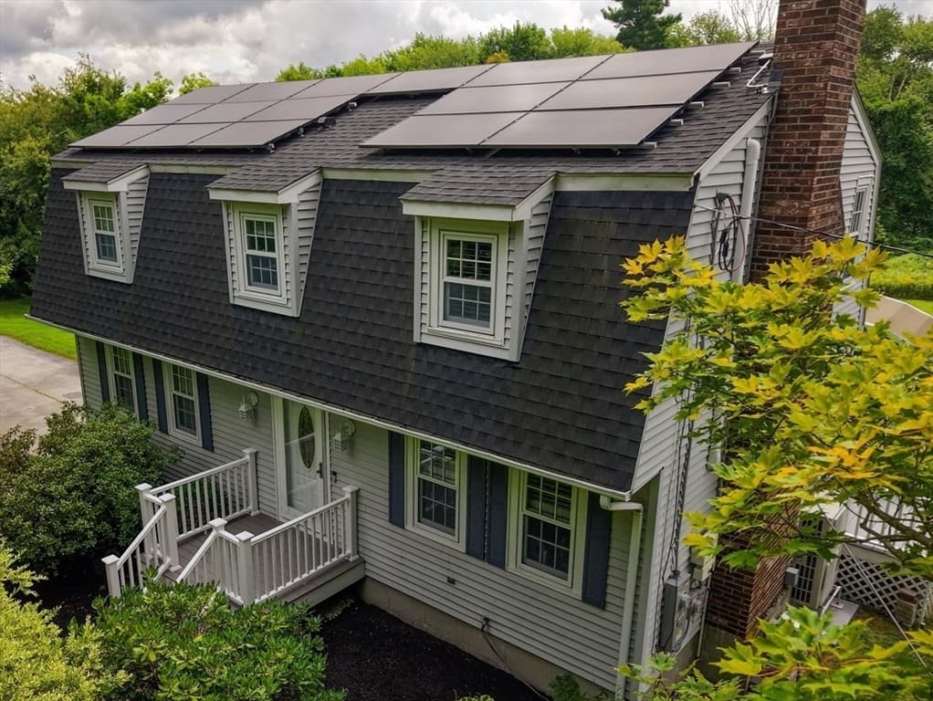 118 Mendon Rd, Sutton MA 01590