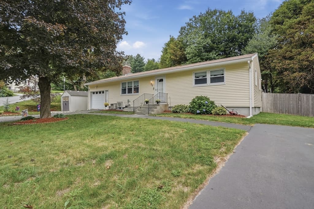 28 Cumberland Drive, West Boylston MA 01583 photo 3