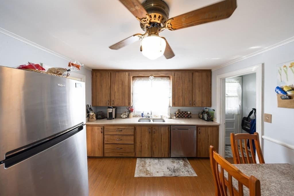 25 Westwood Pkwy, Southbridge MA 01550 photo 6