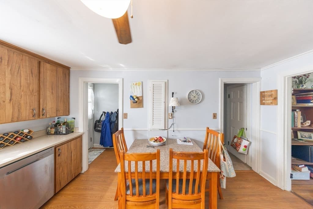25 Westwood Pkwy, Southbridge MA 01550 photo 8