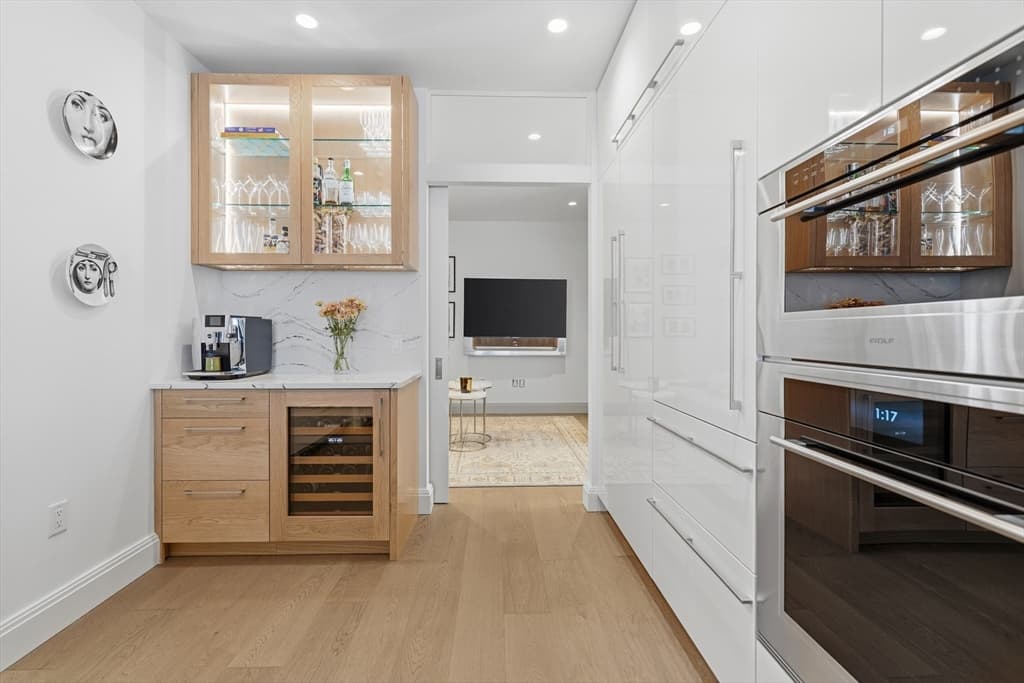 240 Devonshire St # 4104, Boston MA 02110 photo 16
