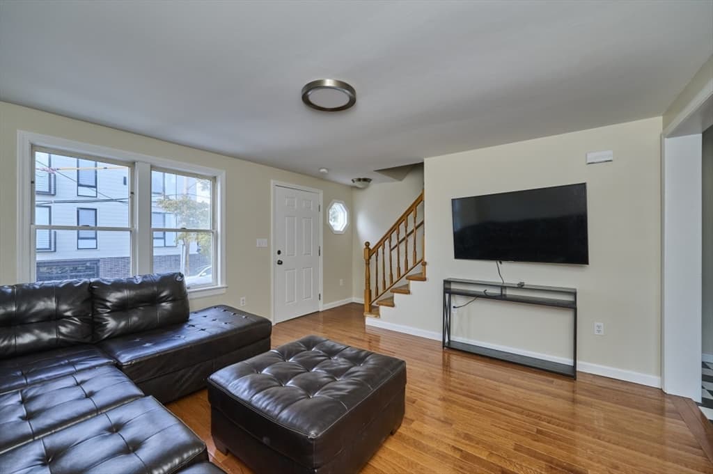 9 Wrentham St # 2, Boston MA 02124 photo 12