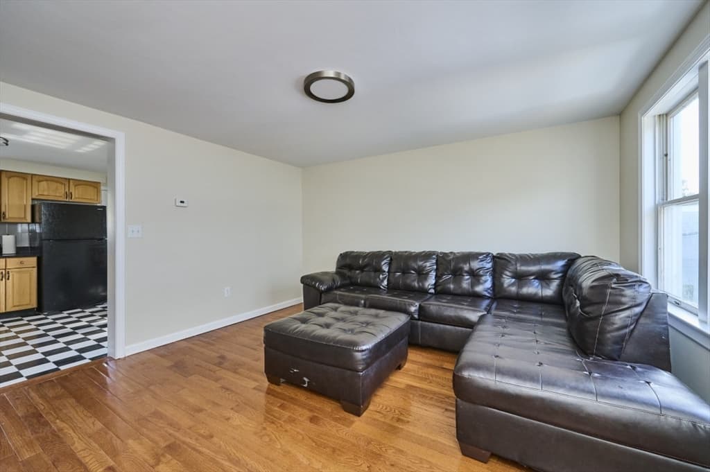 9 Wrentham St # 2, Boston MA 02124 photo 8
