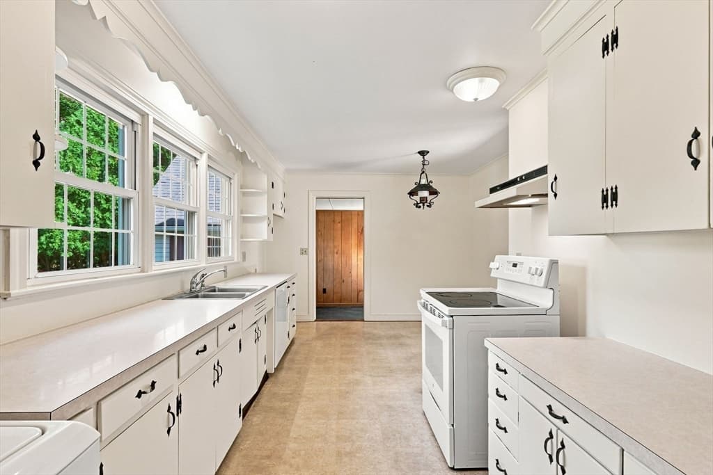 157 Sykes Street, Palmer MA 01069 photo 12