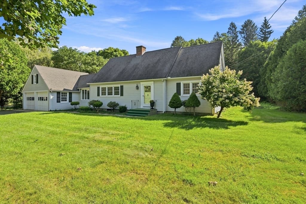 157 Sykes Street, Palmer MA 01069