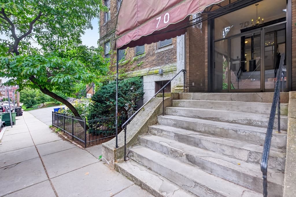 70 Strathmore Road # 10B, Boston MA 02135 photo 27