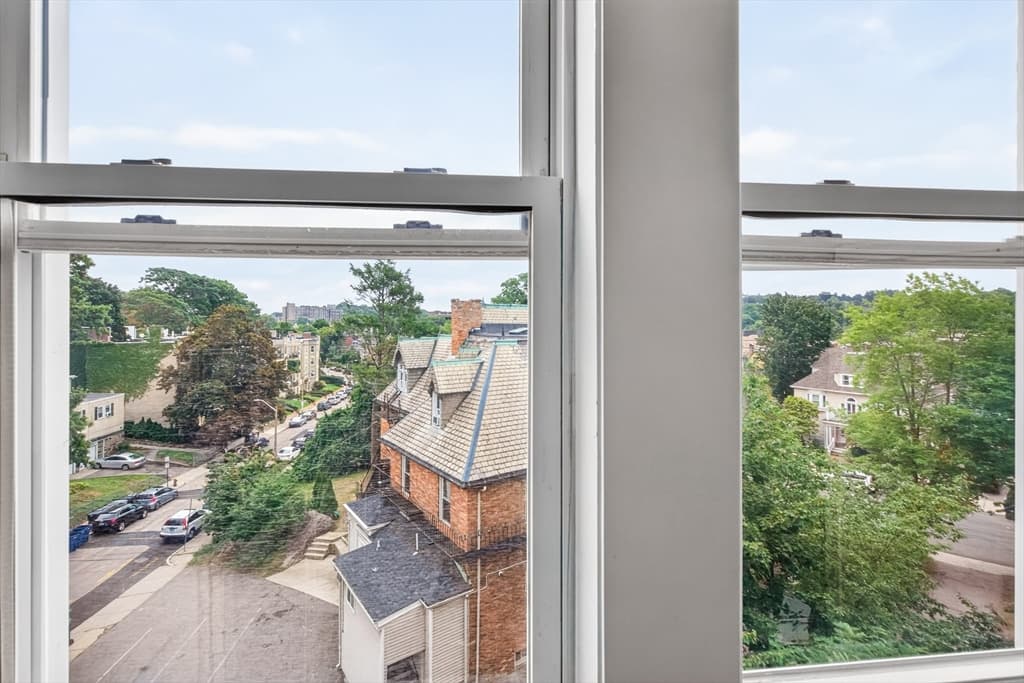 70 Strathmore Road # 10B, Boston MA 02135 photo 9