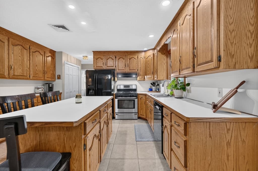 38 Sable Run Ln, Methuen MA 01844 photo 17