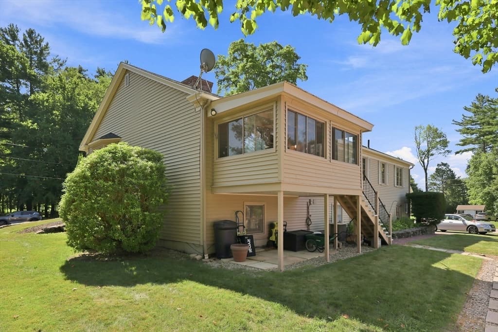 310 Briarwood Avenue, Southbridge MA 01550 photo 5