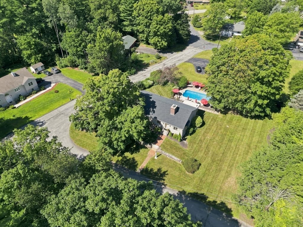 310 Briarwood Avenue, Southbridge MA 01550 photo 40