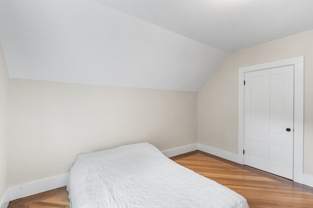 128 W Spruce St, Milford MA 01757 photo 20