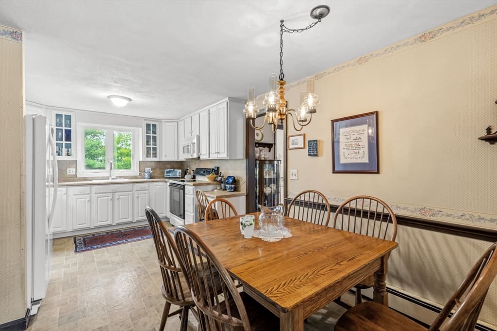 17 Woodlawn Ave, Holbrook MA 02343 photo 13