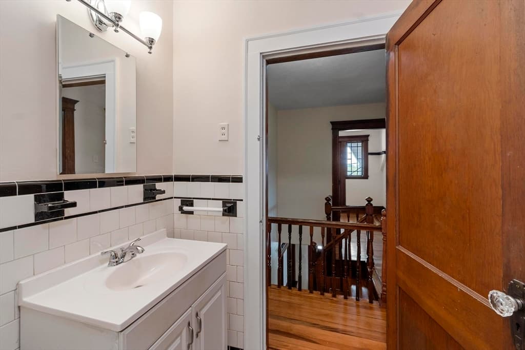 219 Walnut Street, Lynn MA 01905 photo 22