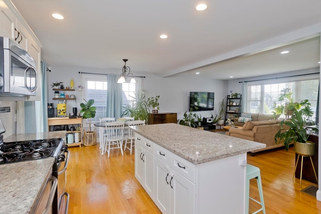 15 Lombard Ave, East Longmeadow MA 01028 photo 16