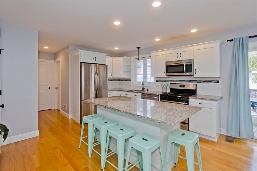 15 Lombard Ave, East Longmeadow MA 01028 photo 12