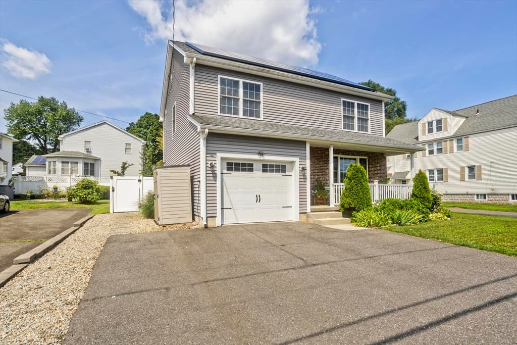 15 Lombard Ave, East Longmeadow MA 01028 photo 3