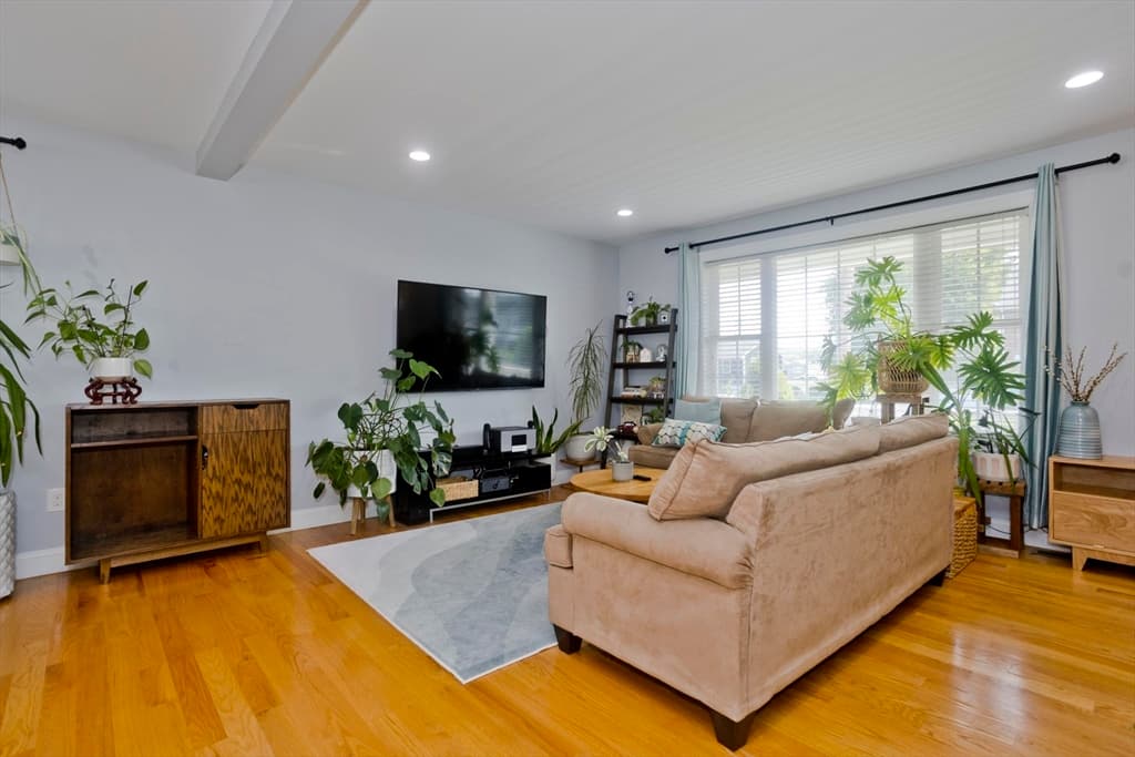 15 Lombard Ave, East Longmeadow MA 01028 photo 8