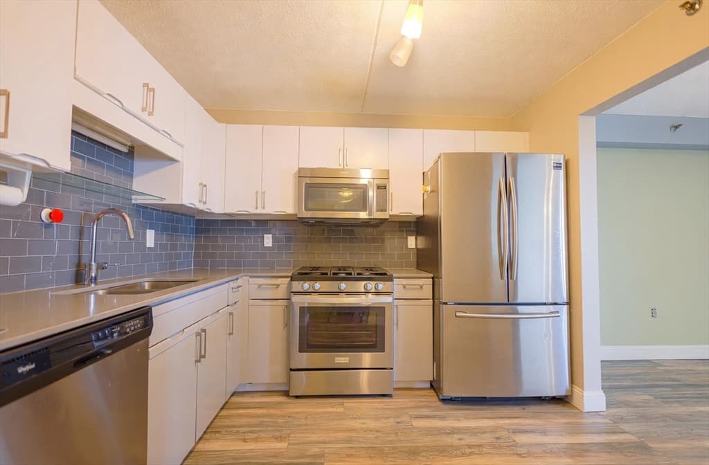 200 Cove Way # 1002, Quincy MA 02169 photo 8