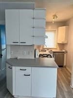 71 Sycamore St, Fairhaven MA 02719 photo 5