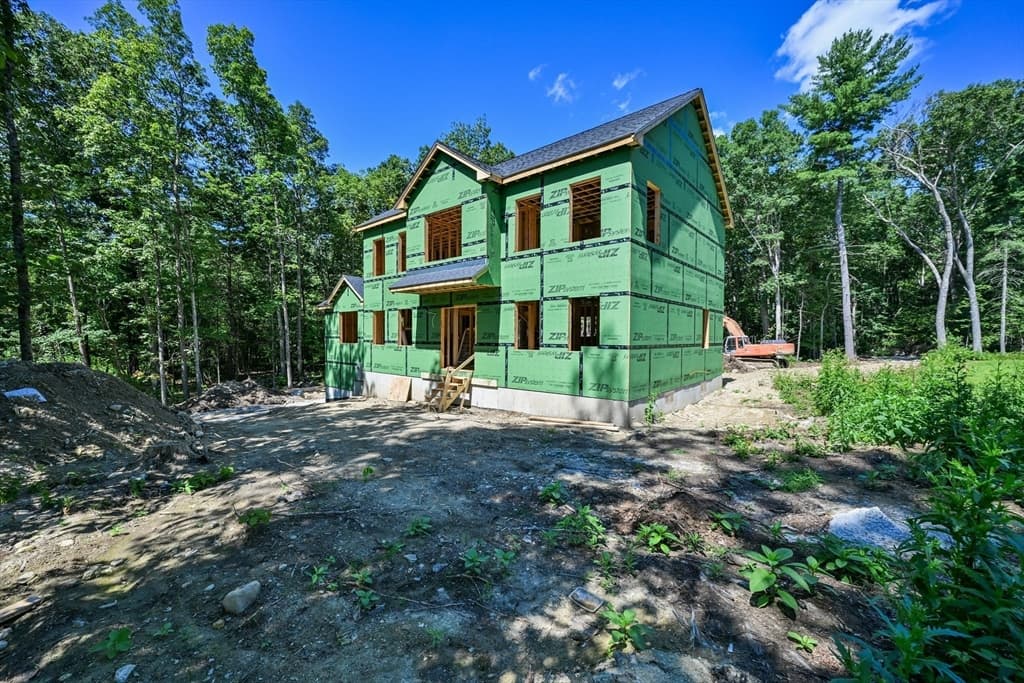 Single Family Residence at 35 Sawmill Rd, Dudley MA 01571, Dudley, photo 4 of 23