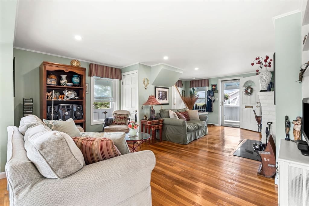 13 Riverside Rd, Gloucester MA 01930 photo 14