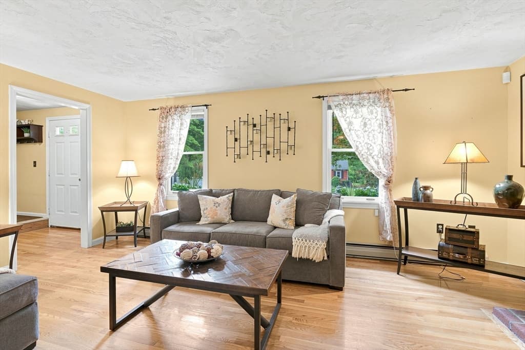 36 Barltett Street, Pembroke MA 02359 photo 9