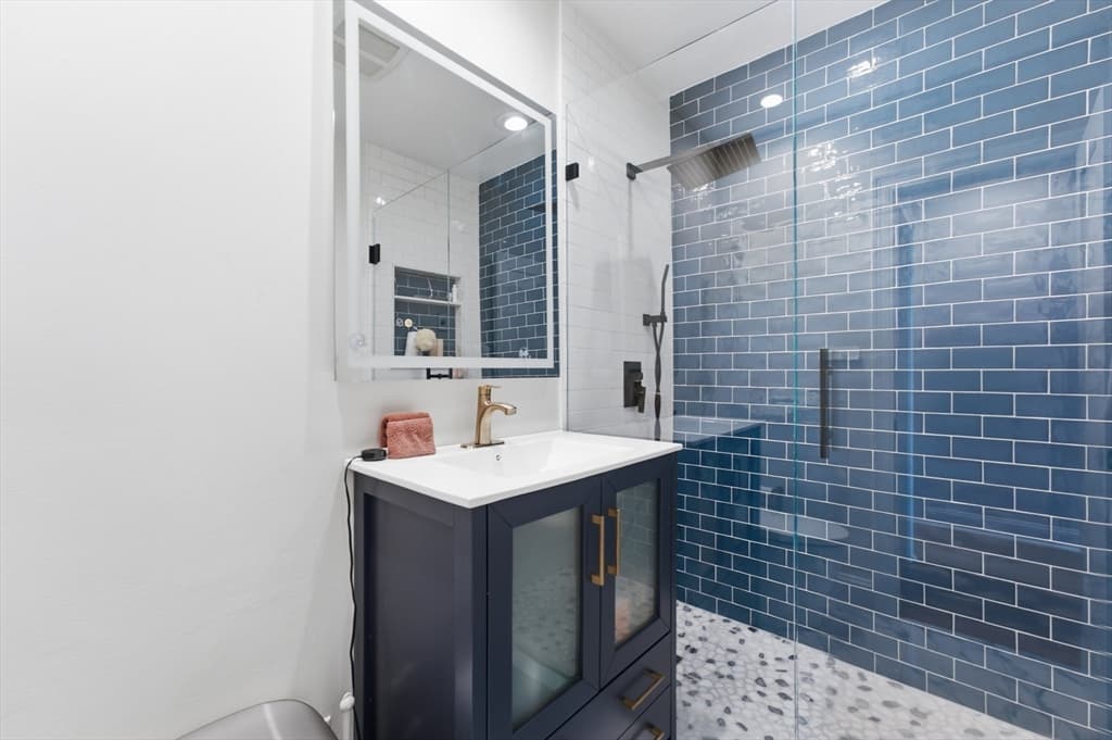 465 Massachusetts Ave # 4, Boston MA 02118 photo 12
