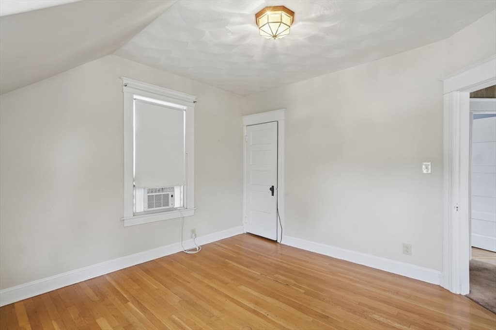 174 Willard Street, Lowell MA 01850 photo 20