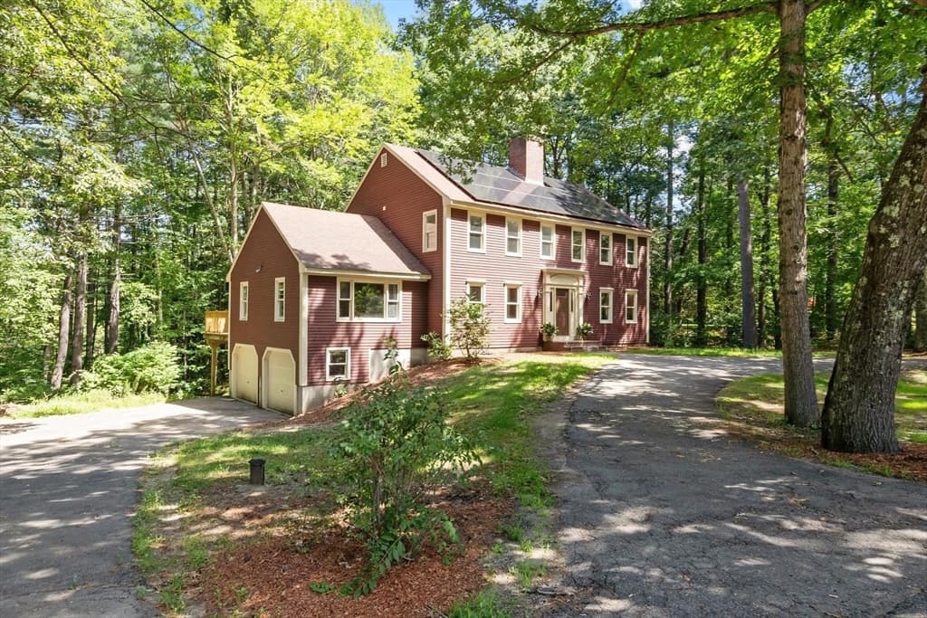 75 Elmwood Rd, Lunenburg MA 01462 photo 3