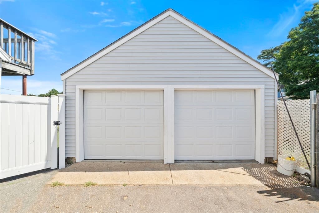 2 Sonrel St, Woburn MA 01801 photo 2