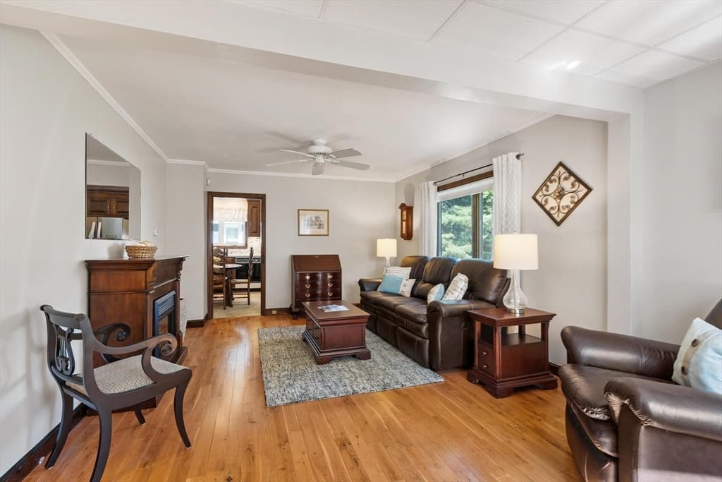 12 Williams Street, Danvers MA 01923 photo 4