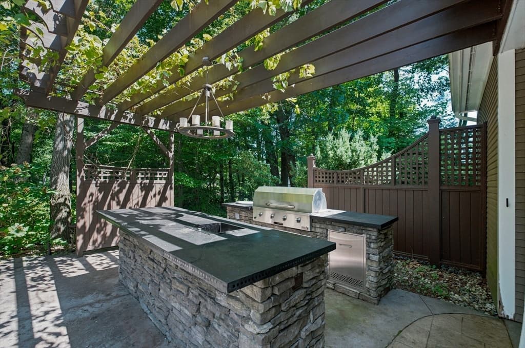 79 Silver Birch Road, Longmeadow MA 01106 photo 12