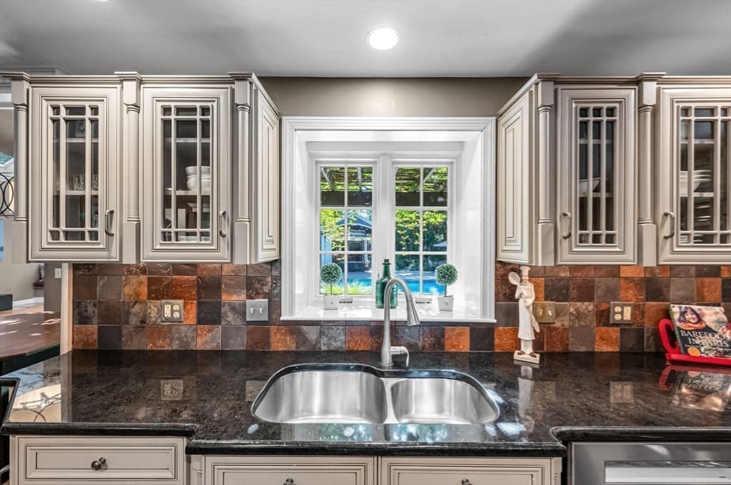 79 Silver Birch Road, Longmeadow MA 01106 photo 20