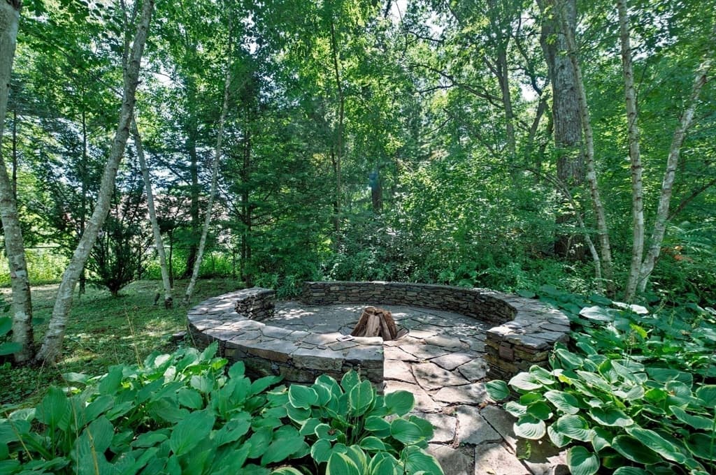 79 Silver Birch Road, Longmeadow MA 01106 photo 8
