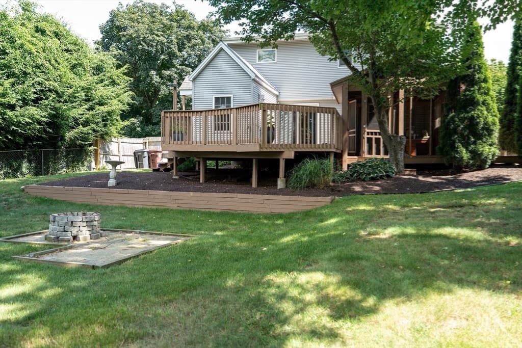 87 Berkshire Dr, Westfield MA 01085 photo 27