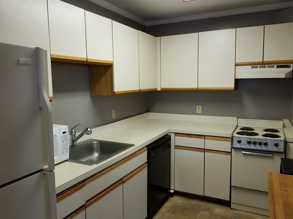 195 Thomas Burgin Pkwy # 411, Quincy MA 02169 photo 2