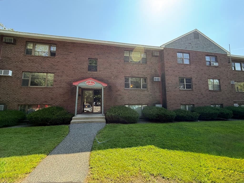 15 Spencer Rd # 26E, Boxborough MA 01719