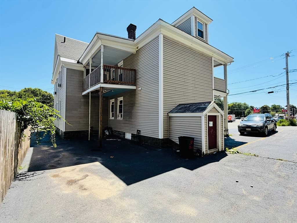 6 N Main St, Leominster MA 01453 photo 4