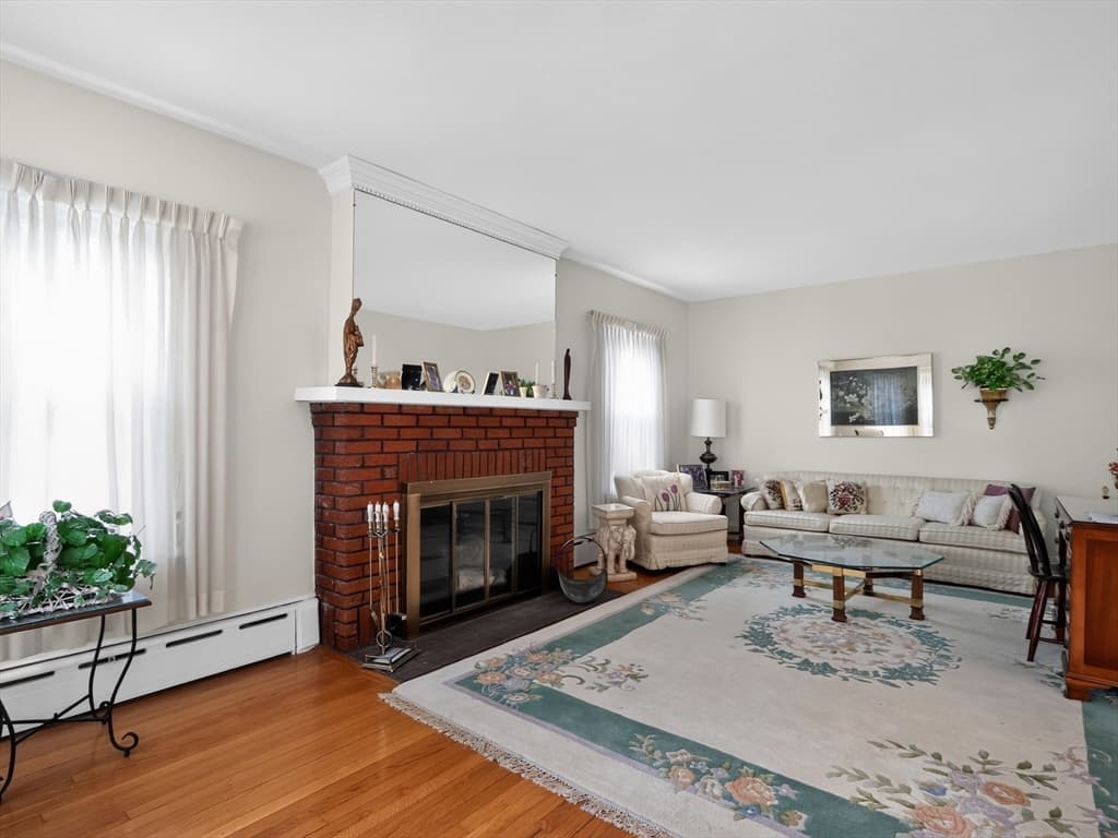 24 Lindbergh Ave, Holyoke MA 01040 photo 25