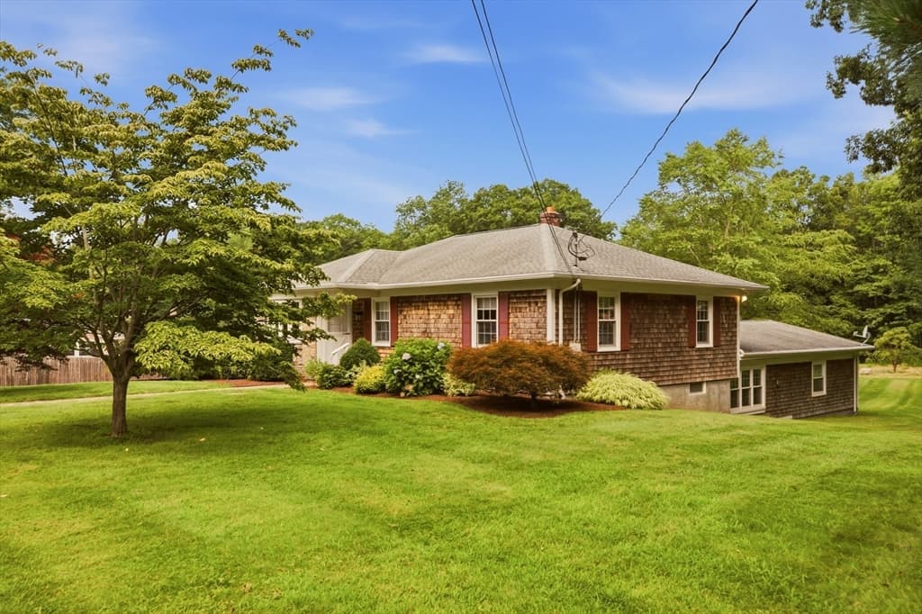 145 Stoney Hill Rd, Swansea MA 02777 photo 4