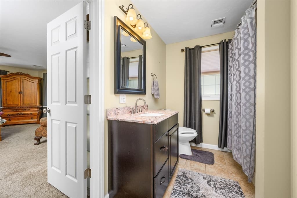 138 Sprague St, Fall River MA 02724 photo 21