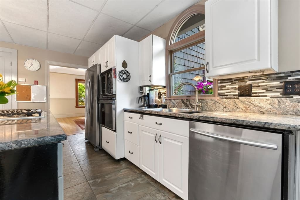 257 Centre Street, Danvers MA 01923 photo 12