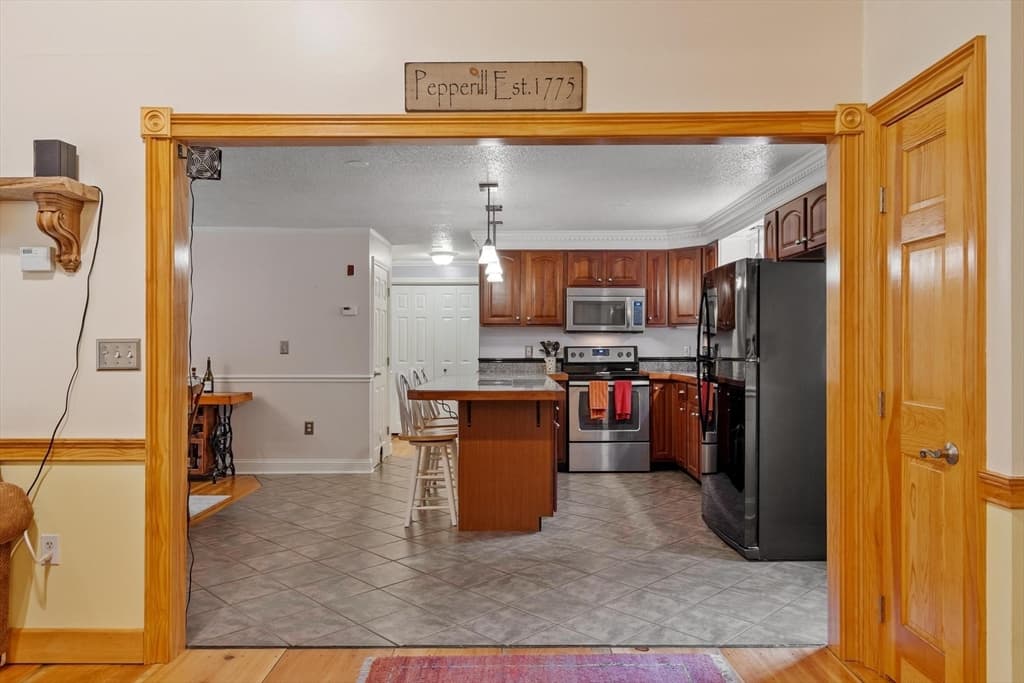 17 June Street, Pepperell MA 01463 photo 6